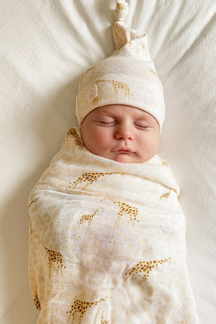 The Importance of Swaddling: A Gentle Start for Your Baby’s First Months
